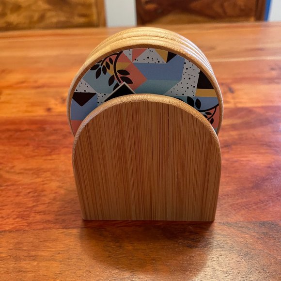 Coasters in French, Set of 4 Montreal-made wooden coasters with holder - Picture 7 of 7